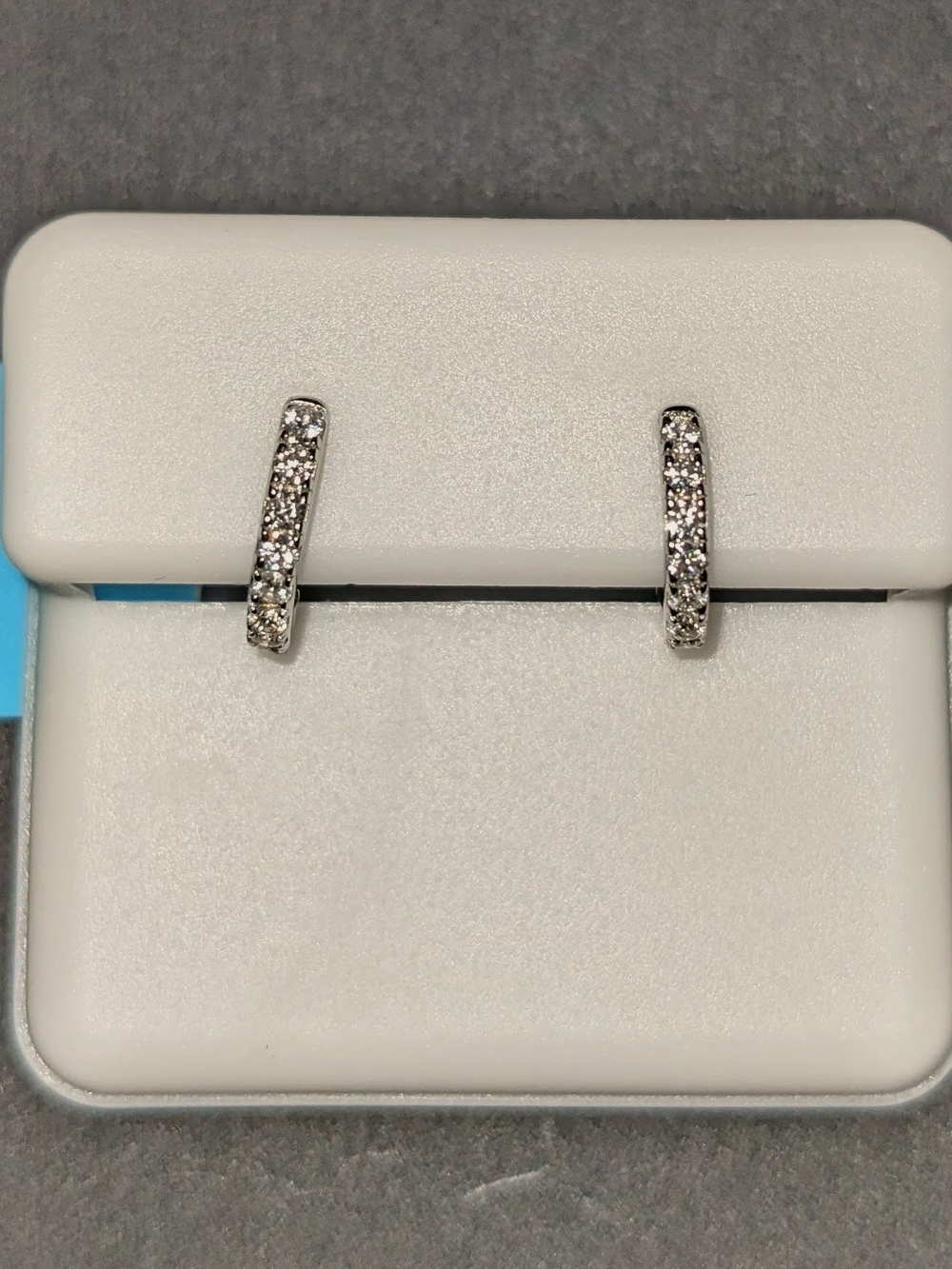 SOLD .....Sterling Silver 925 Italy Mossanite .25 CTW Earrings